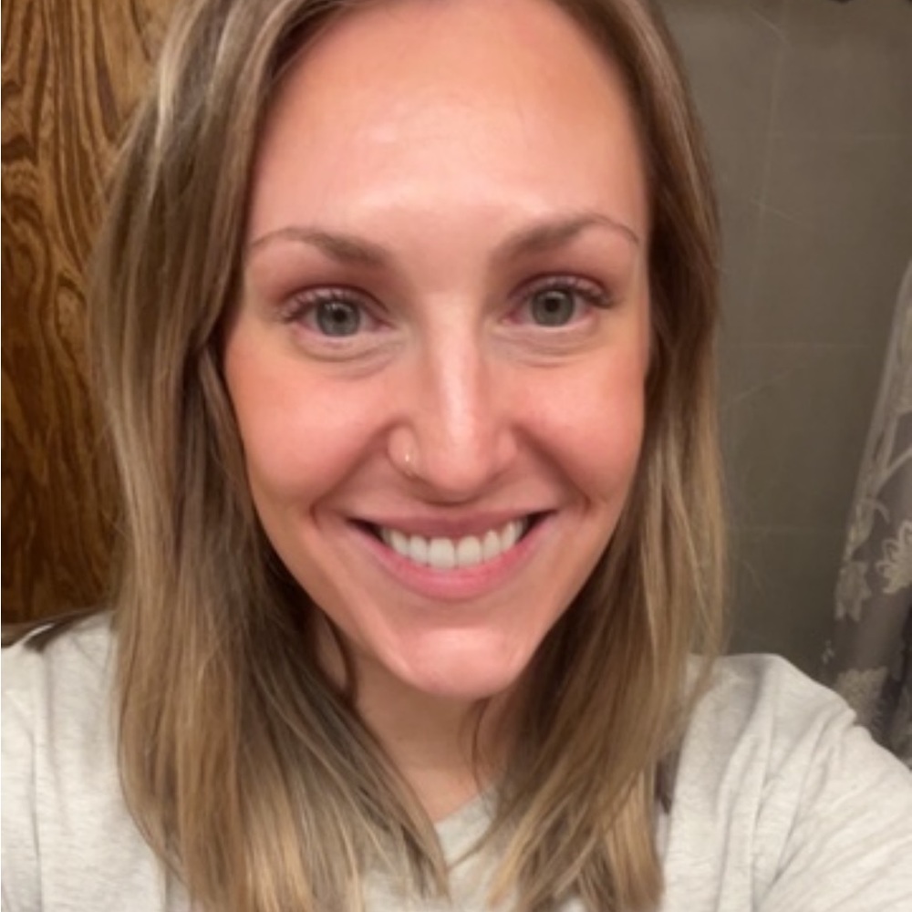 Meet your Posher, Amanda